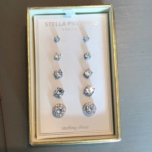 5 set of earrings